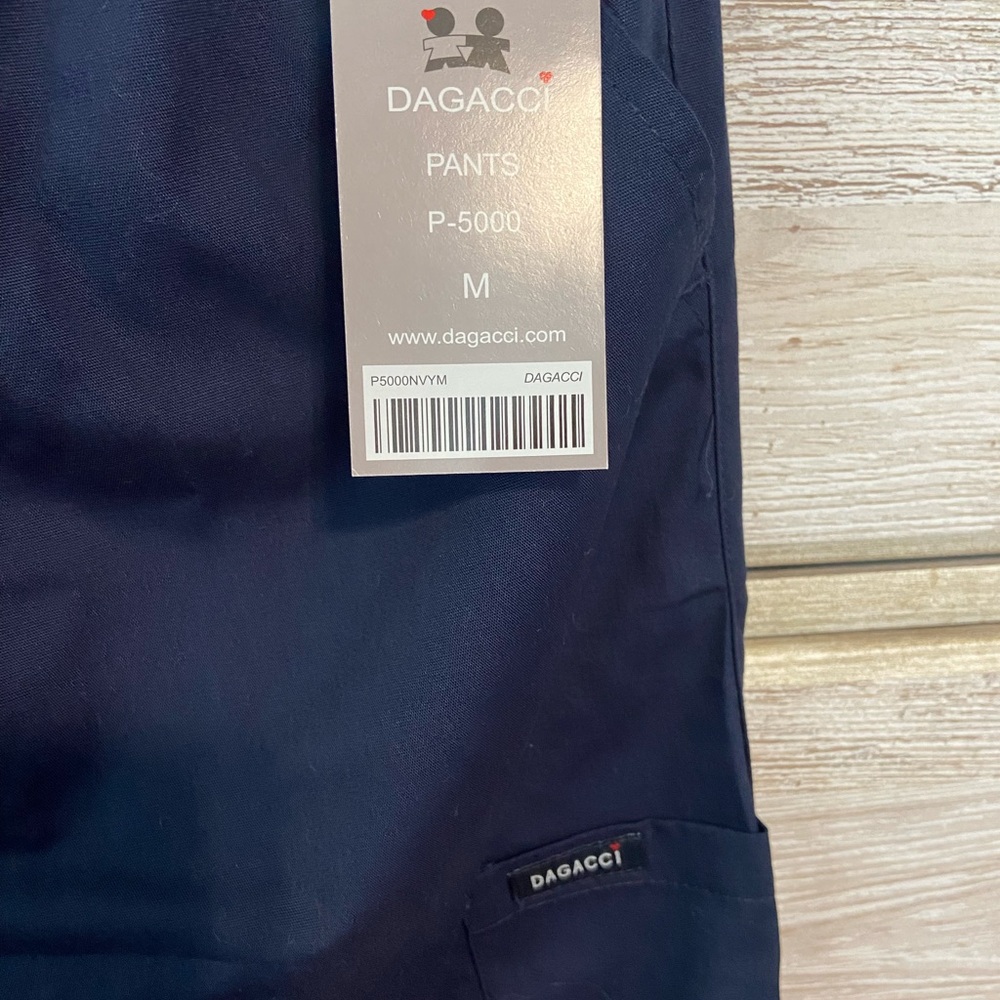 Women's Navy Blue Scrub Set / Top and Bottom / Size medium / Dagacci Brand - Picture 4 of 10